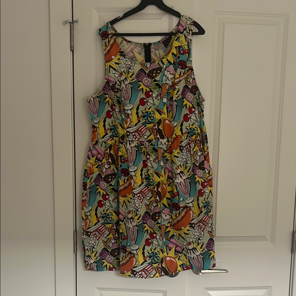 Pop Art Sleeveless Dress